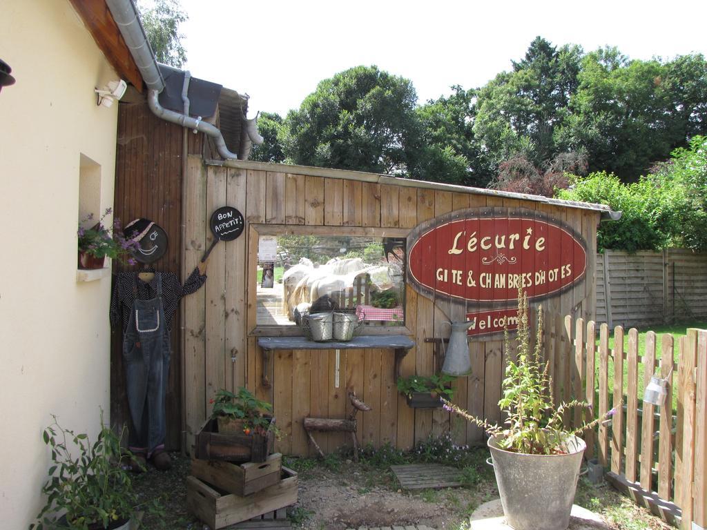 L'Ecurie Hotel La Pommeraye  Exterior photo